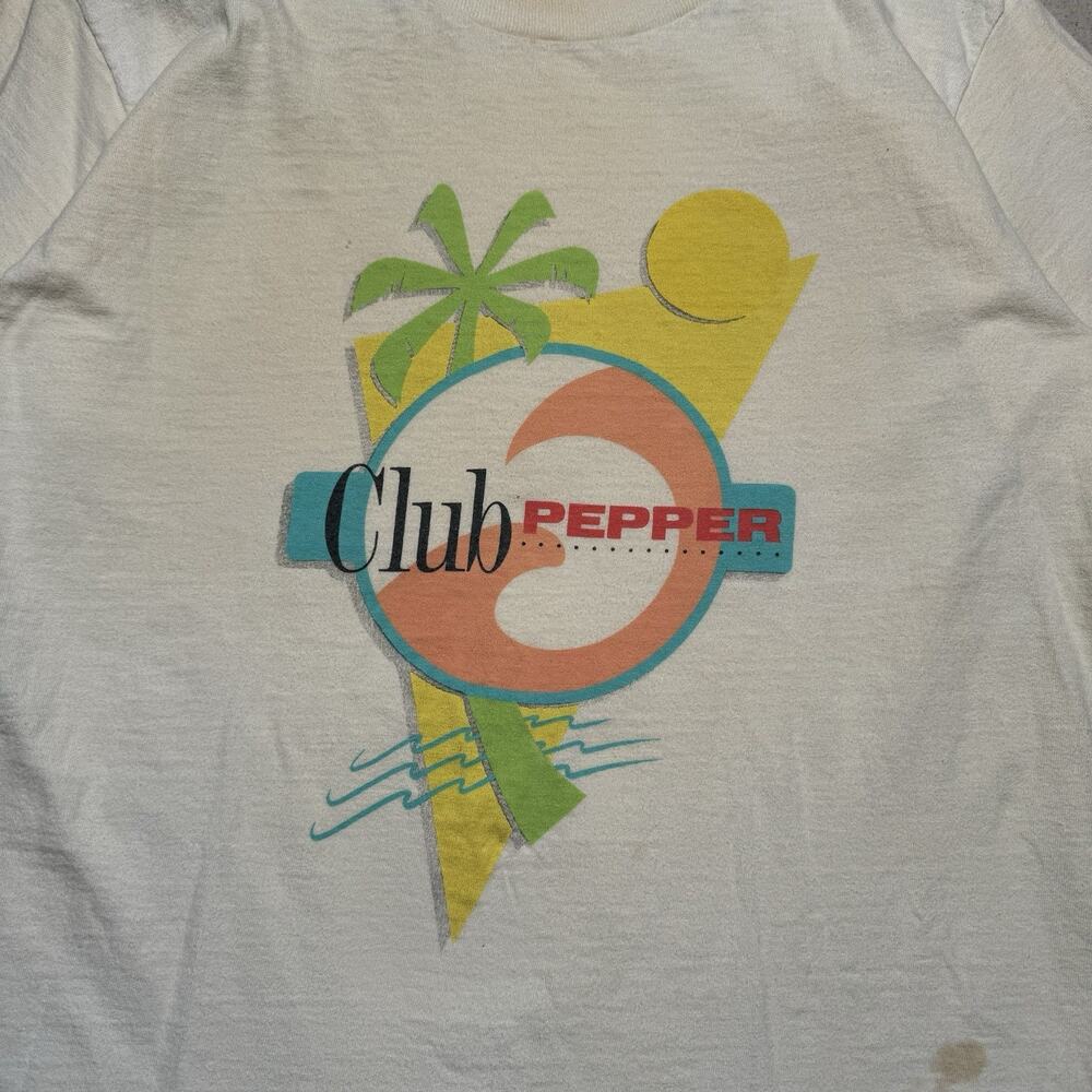 Vintage 80's Club Pepper Dr Pepper T Shirt Size Large USA Single Stitch Abstract - Picture 2 of 6
